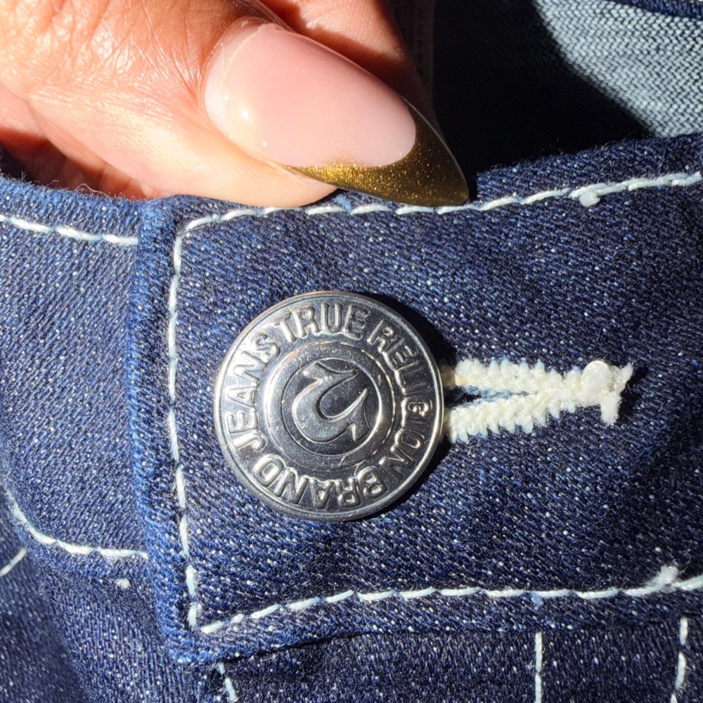 True Religion Billy Bootcut Jeans Dark Wash Pink Rhinestone Big T Stitch 27 Y2K - Picture 11 of 11